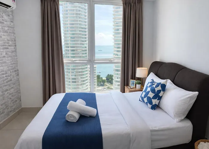 George Town High Floor Seaview Modern Suite 2Br Next To Gurney 23A