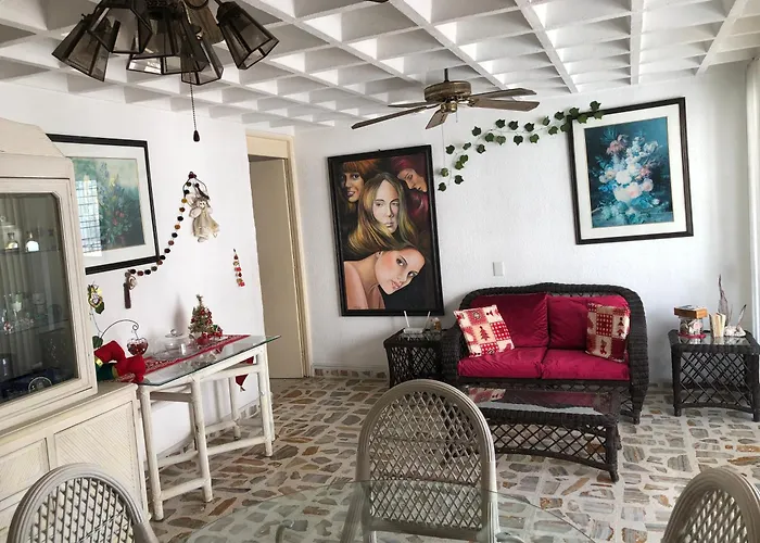 Departamento Sobre Costera, 1Min La Quebrada, 3M Playas Y Yates
