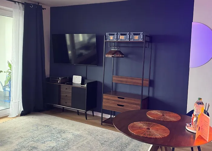 CuxHeaven - modernes Studio-Apartment direkt am Meer mit Pool, Sauna und Massage