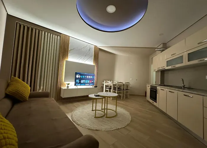 5 Star Apartment
