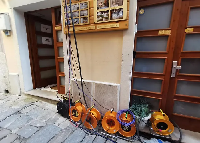 Traditional Piran studio