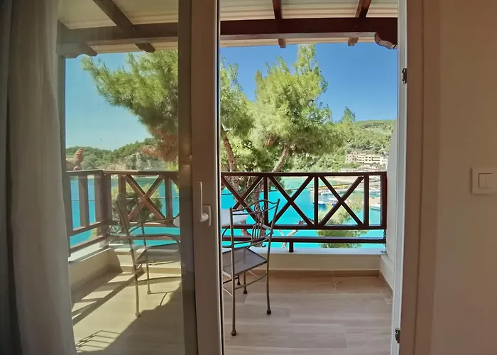 Liadromia Hotel