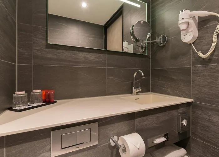 Leonardo Hotel Groningen Stadspark