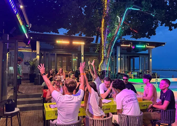Lub D Koh Samui Chaweng Beach - Beachfront & Vibrant Social Vibe