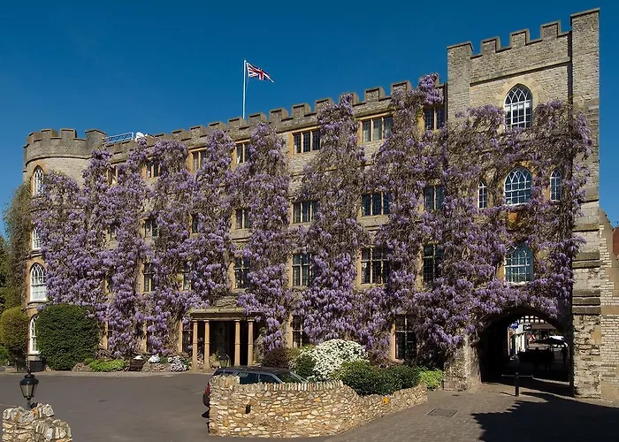Castle Hotel