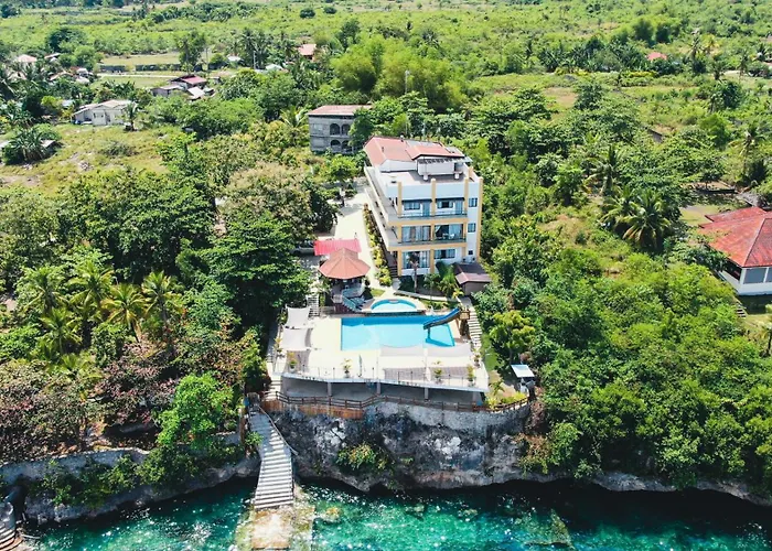 Sacaan Tropical Breeze Resort