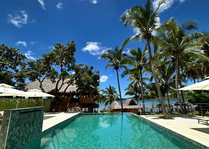 Holiday Beach Hotel