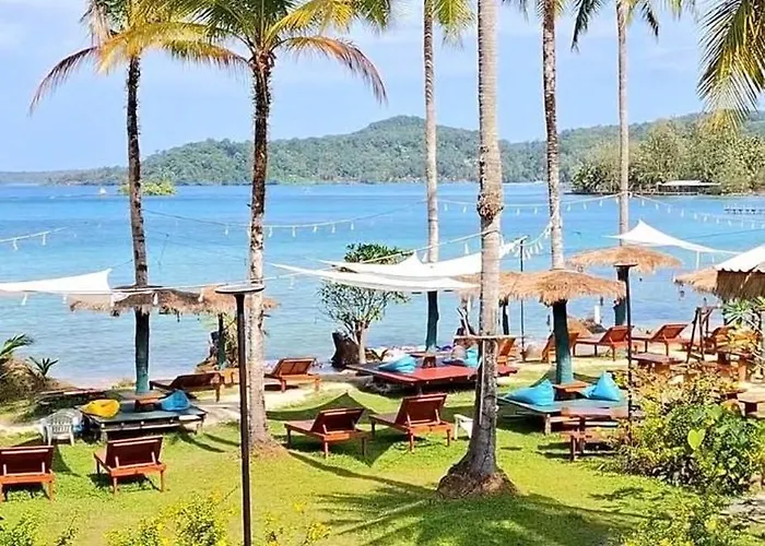The Ngamkho Beach Resort