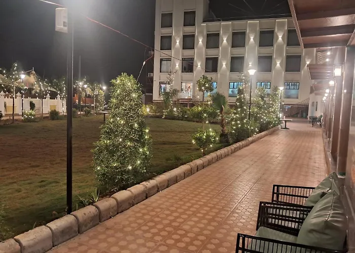 King'Sway Hotel & Resort