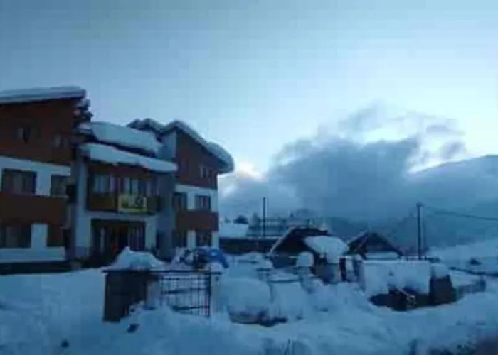 Welcome Hotel Gulmarg