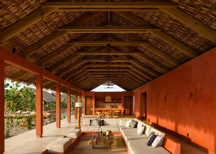 Caiman Puerto - Barefoot Luxury Villas & Houses