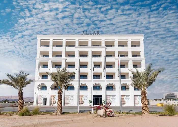 Golden Pillar Hotel