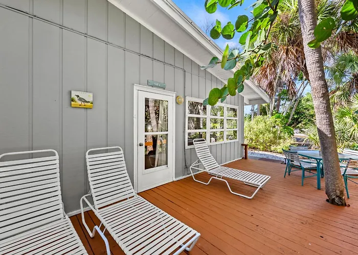 Oak Grove Escape On The Beach At Resort With Pool, Kayaks, Tennis, And More!
