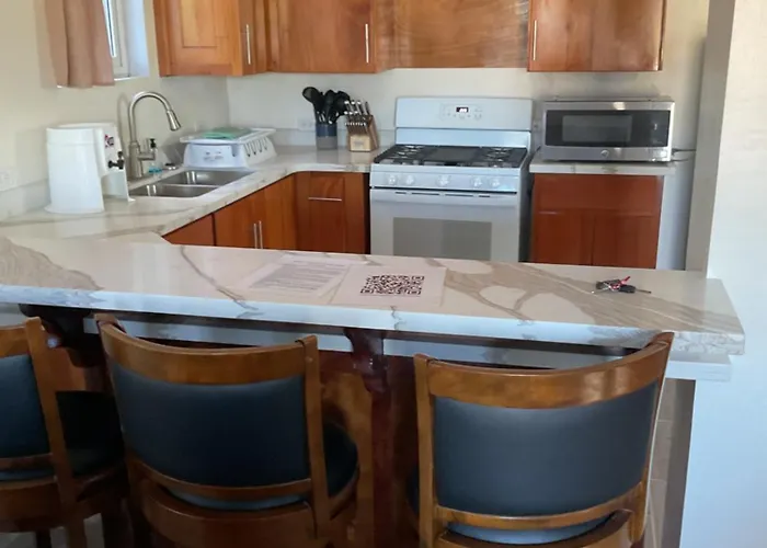 Hidden Treasure Vacation Home Bayview Sunset Villa