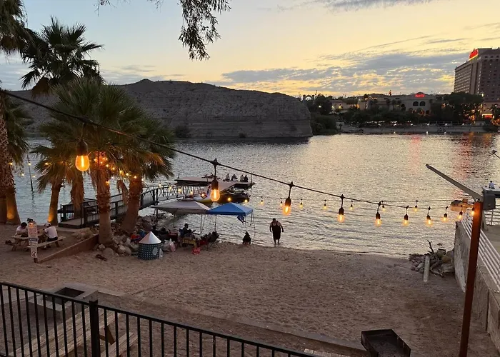 Rendezvous On The River
