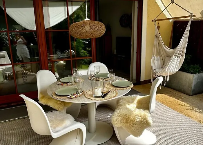 Walking Distance To Lake Constance, Quiet, Suitable For Home Office