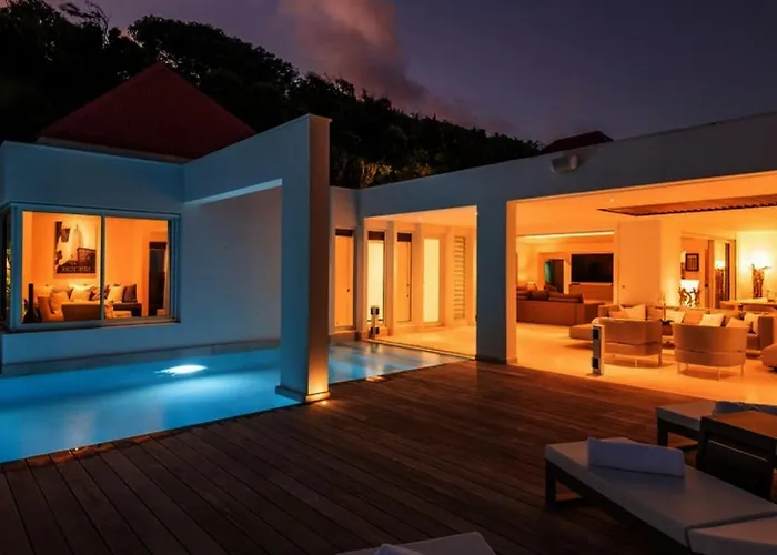 Exclusive Riviera Retreat Near Pampelonne Beach