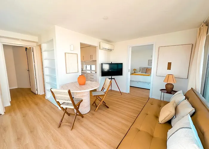 Resort Penthouse Sea View, 2 Pools And Private Beach