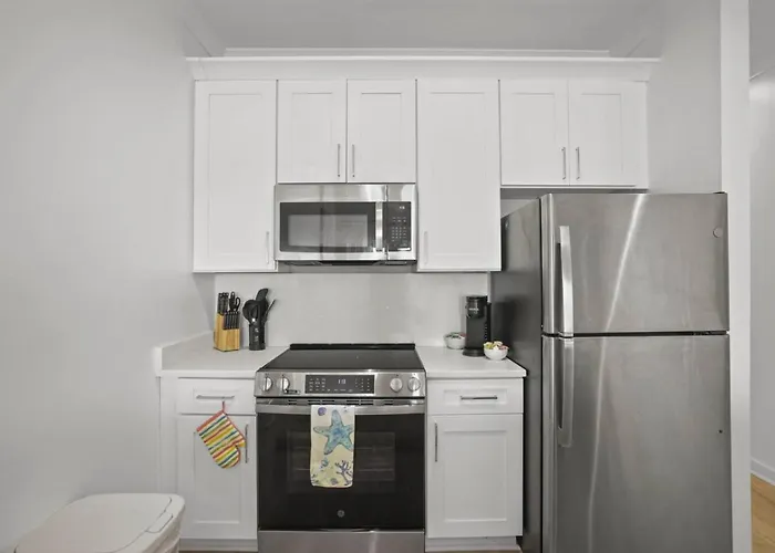 Extended Stay Friendly-Full Kitchen & Laundry