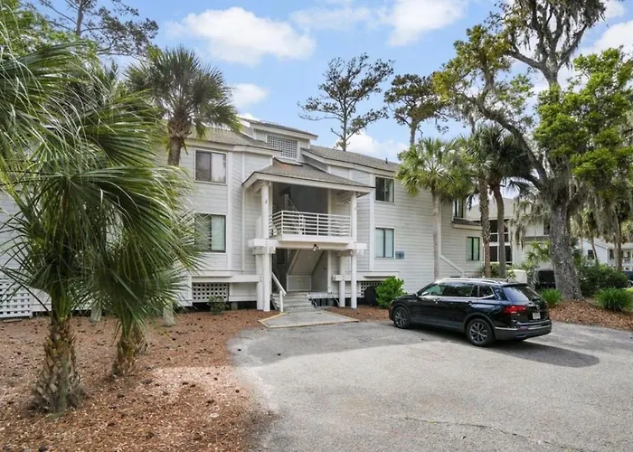 Boutique Coastal Retreat
