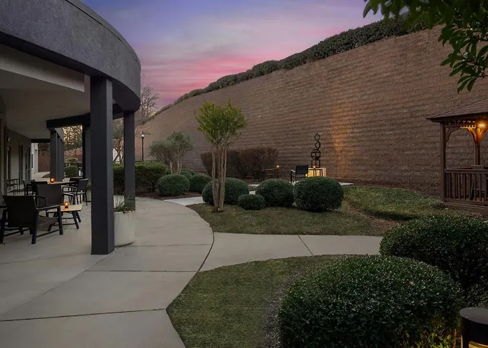 Courtyard Danville