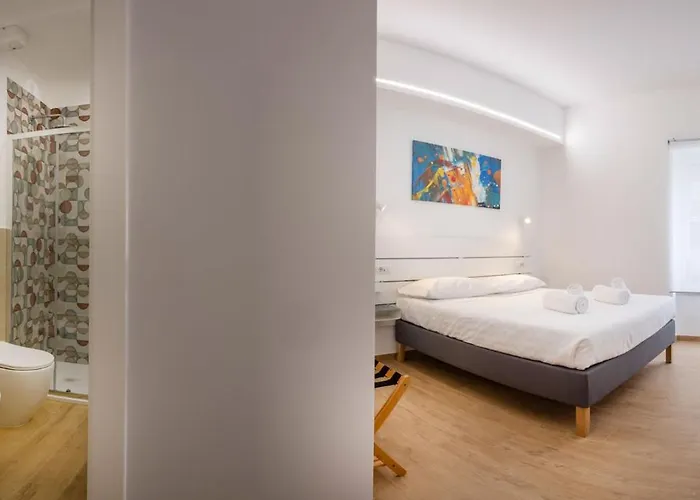 Romecooksea Guest House