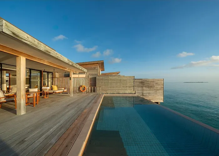 Kuda Villingili Maldives, Free Return Transfers 03 Nights & Above