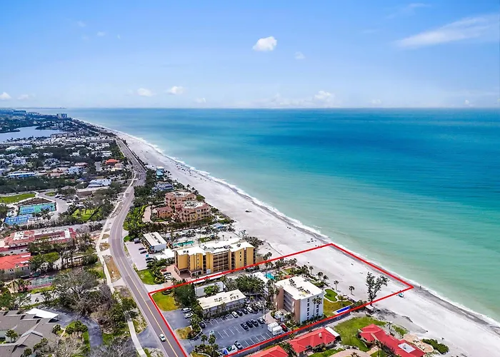 Beach Front One Bedroom Condo Paradise. Ground Floor.