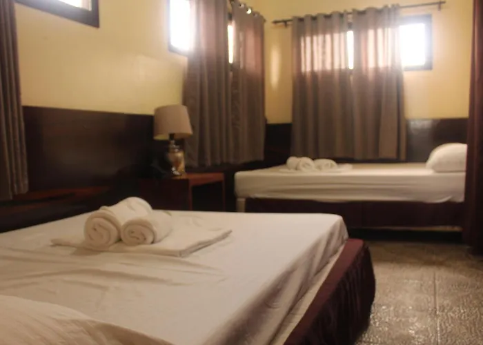 Maclare Resort