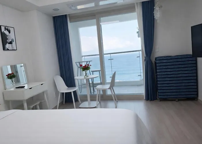 Sokcho Summitbay 1209 "Ocean View"