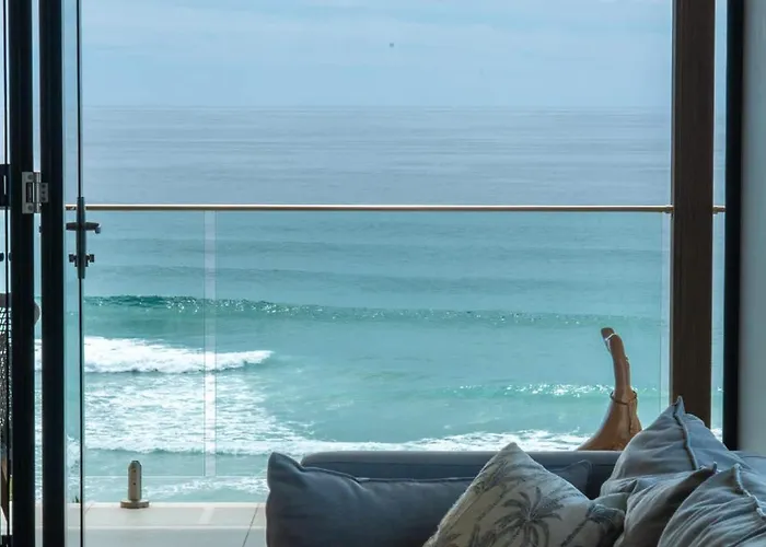 Spectacular Three Bays