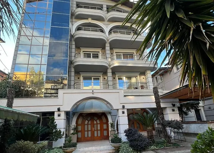 Broadway Boutique Hotel
