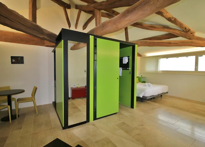 Teritoria Chateau De Besseuil
