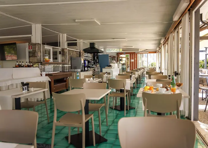 Hotel Lido Lakefront