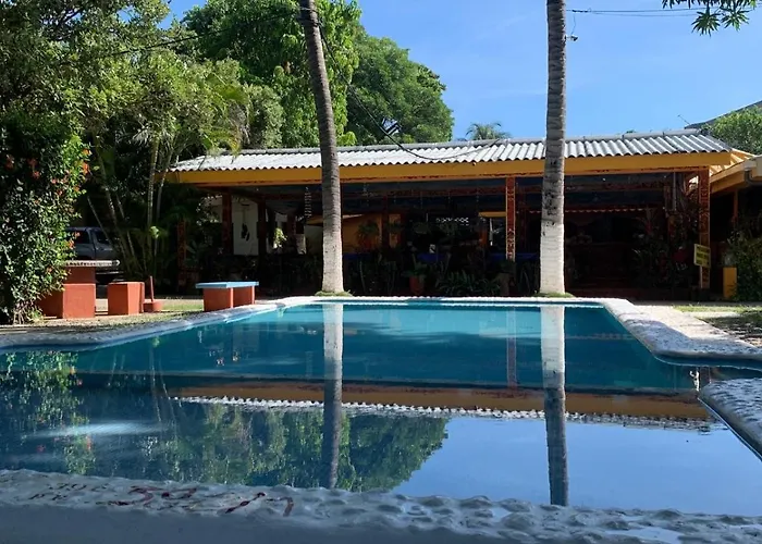 Hotel Rincon Familiar Con Piscina, Cerca De La Playa Y Restaurante