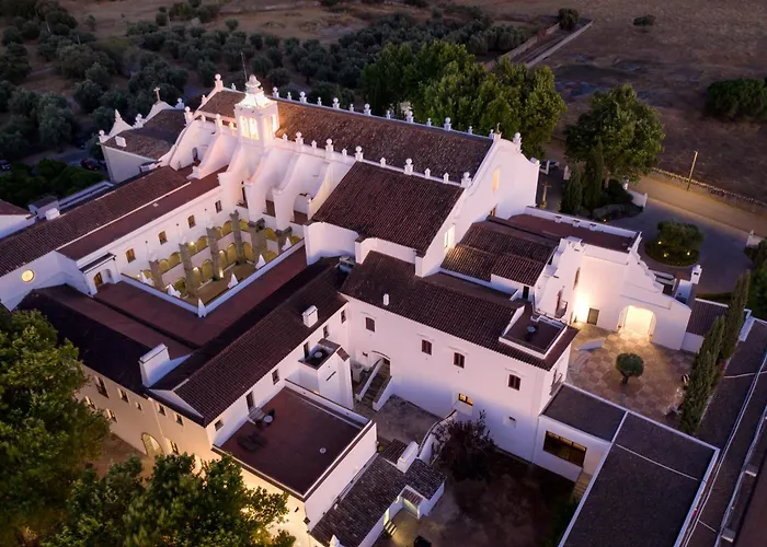 Convento Do Espinheiro, Historic Hotel & Spa