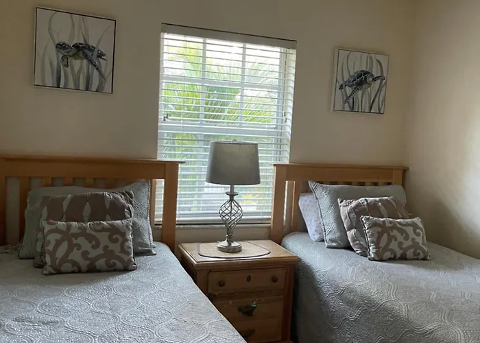 Beautiful Property On Siesta Key