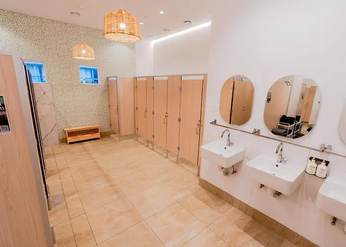 Tequila Sunrise Hostel Surfers Paradise