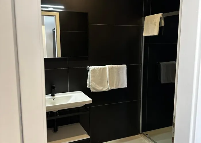 Hotel Elu Iris