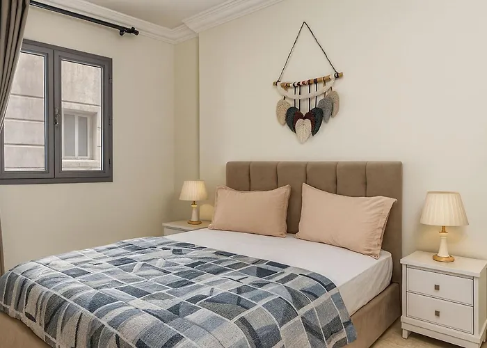 Alex Homes - Gleem Luxury Apartments With Direct Sea View