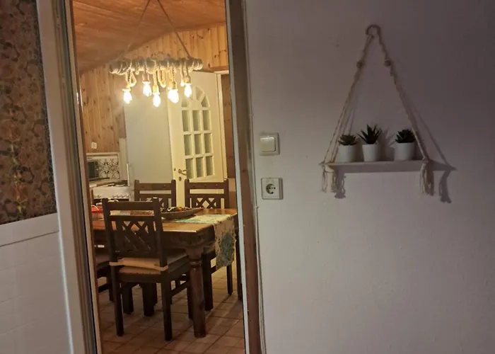 Ξυλινο Σπίτι Δίπλα Στην Θάλασσα