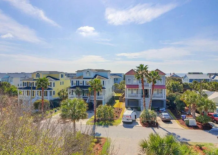 913 Carolina Boulevard By Avantstay