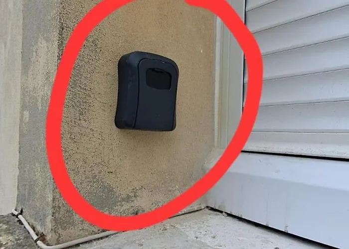 Le Nid Secret 5 Minutes a pied de la plage avec place Parking privée