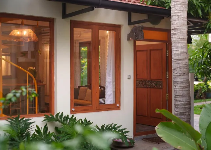 Isai Karai Bungalow - A Cgh Earth Saha Experience
