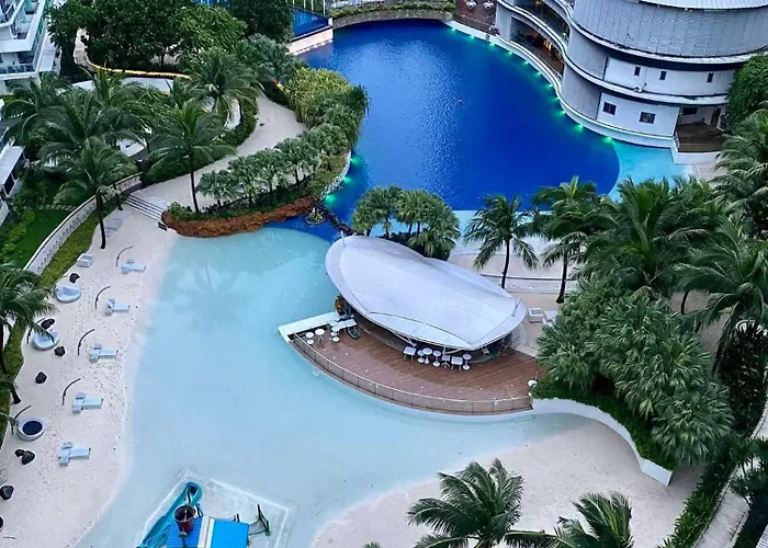 Sym Staycation At Azure
