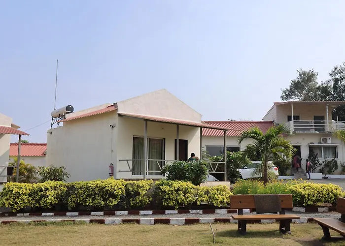 Vanray Farm And Resort