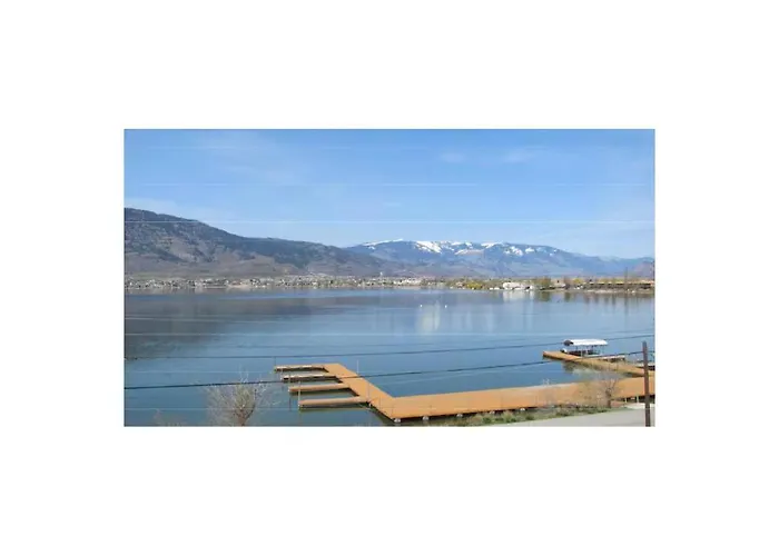 Lakeshore Villa Estates