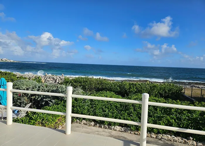 A4 Sea Side View