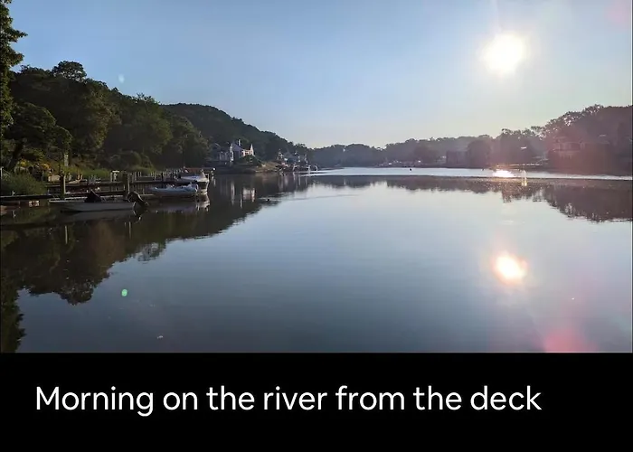 Simply Saugy - A Relaxing Saugatuck Getaway!
