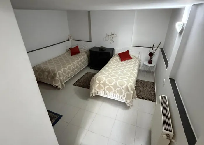 Duplex Raffine Avec Entree Privee